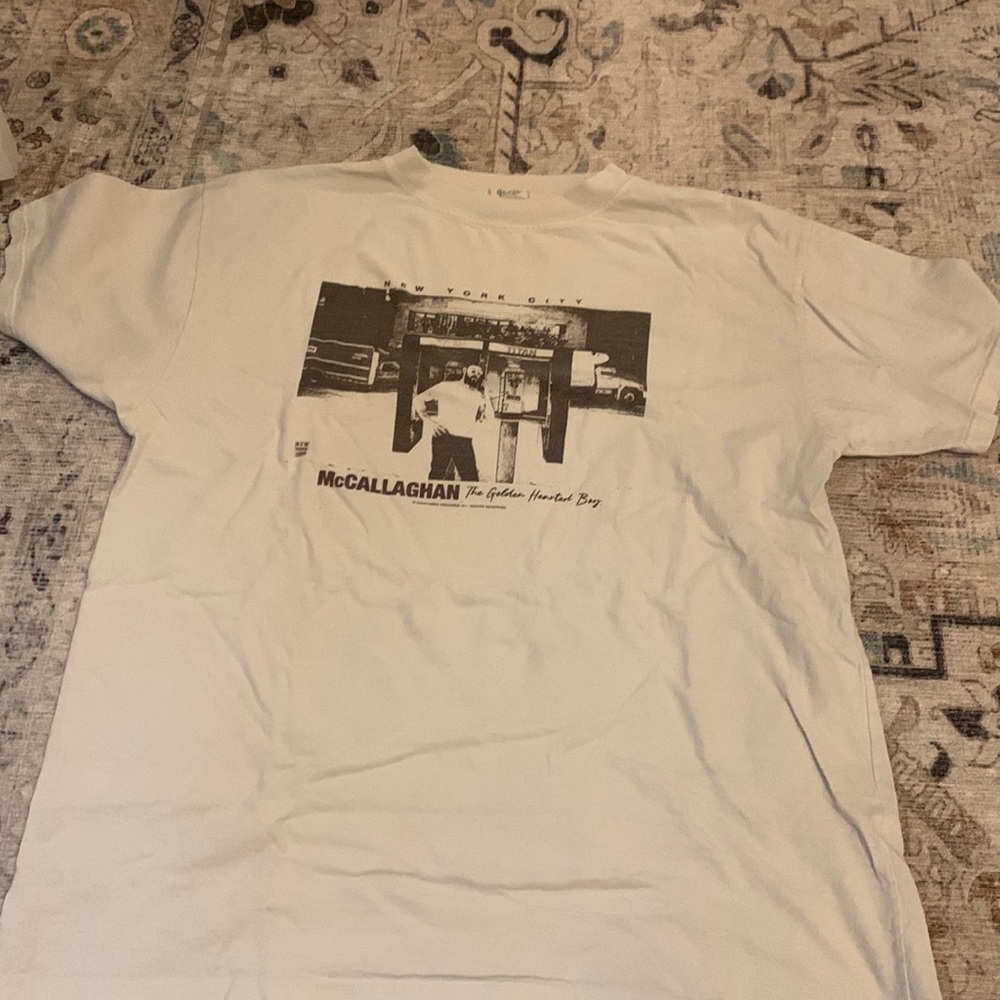 Brandy Melville t-shirt